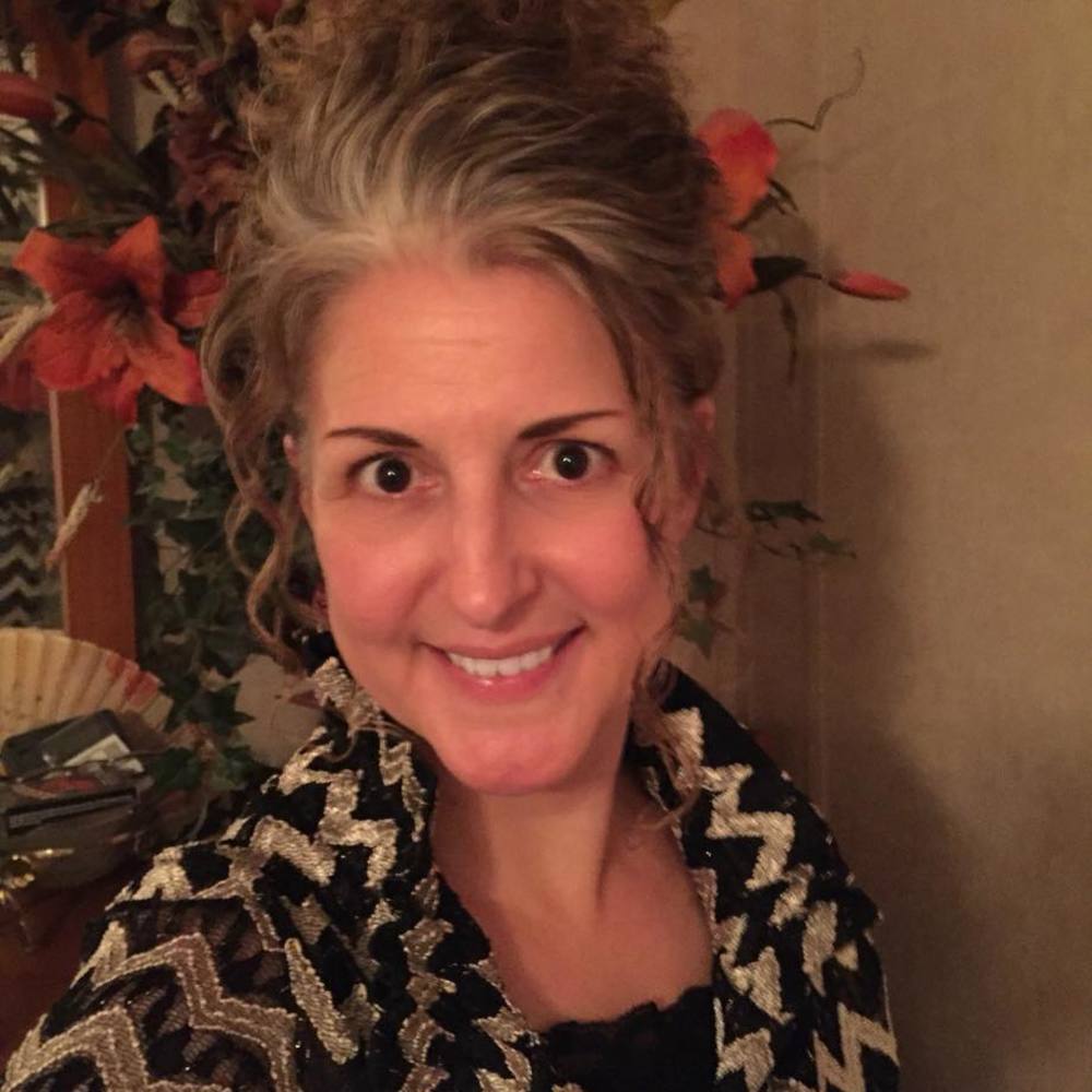 Meet your Posher, Angela